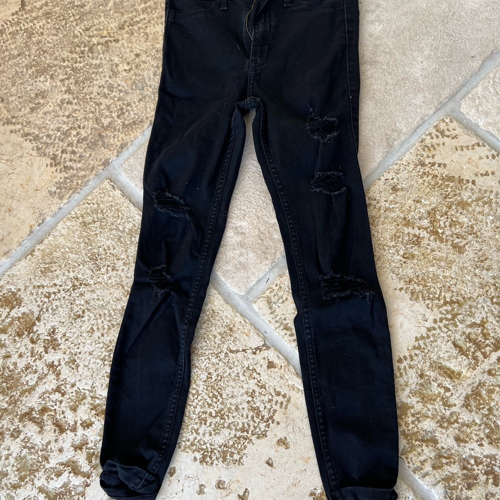 Black Jean, high waste, skinny leg, distressed